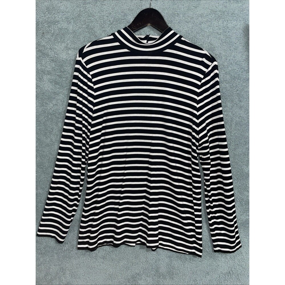 Chicos Top Striped Mock Neck Black White Minimalist French Chic‎ Modern Classic